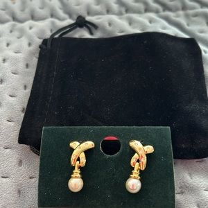 Pearl Drop Earrings-Boutique